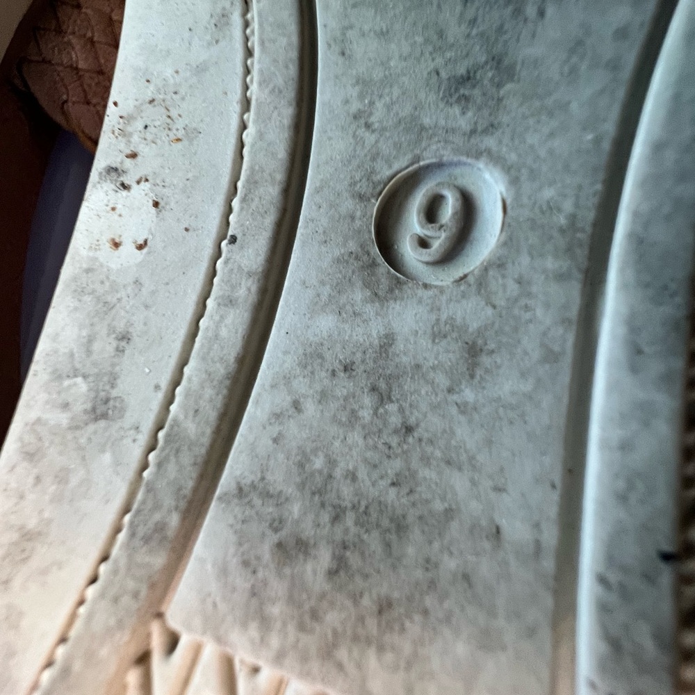 Eileen Fisher Women's Tan Woven Sandals - Picture 11 of 11